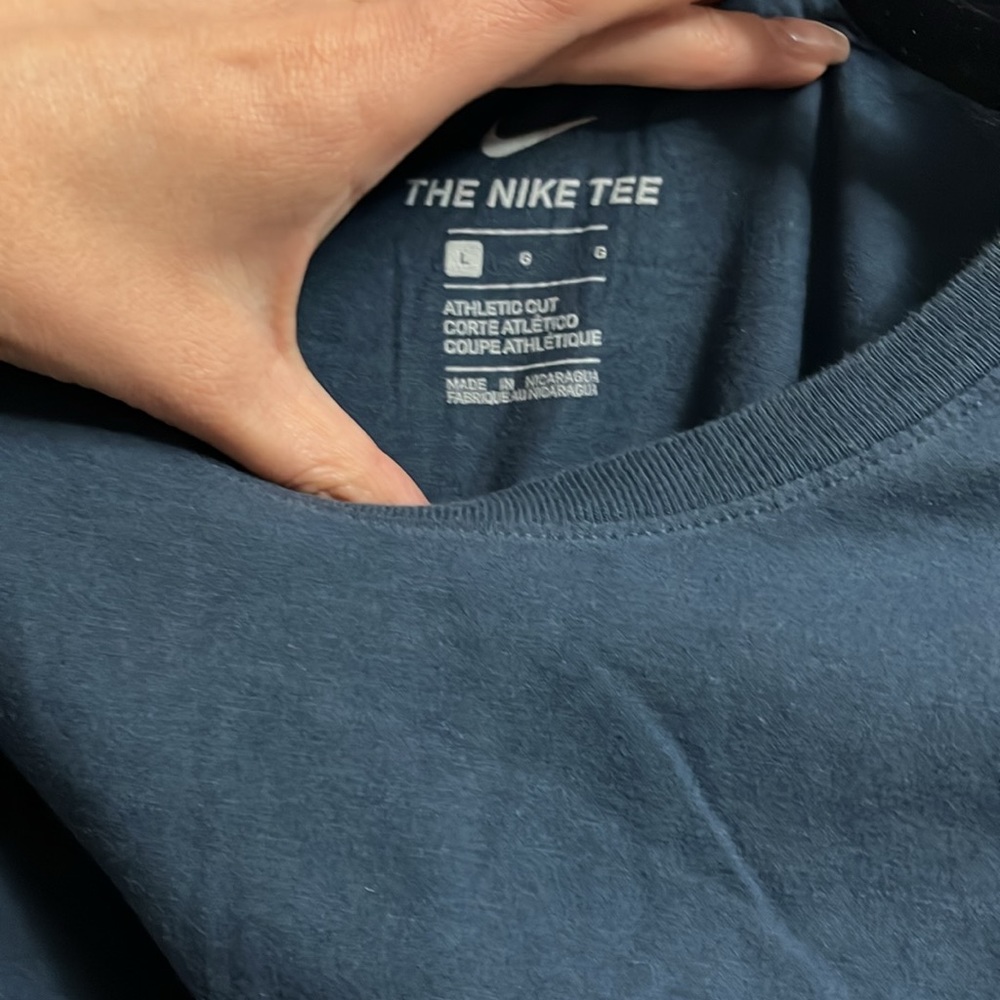 The Nike Tee - Picture 4 of 4